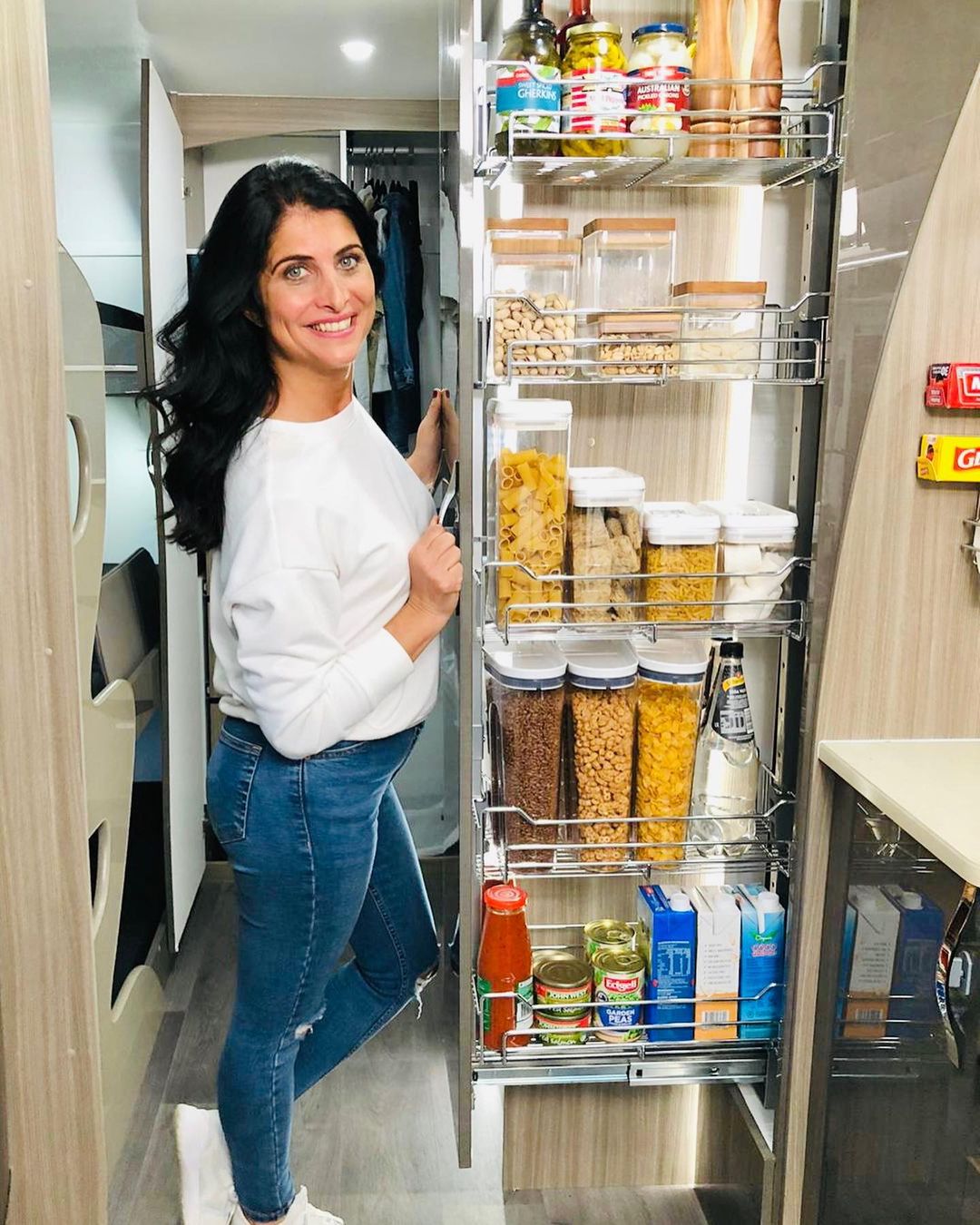 Caravan Declutter: How to Organise Your Caravan for a Carefree Holiday